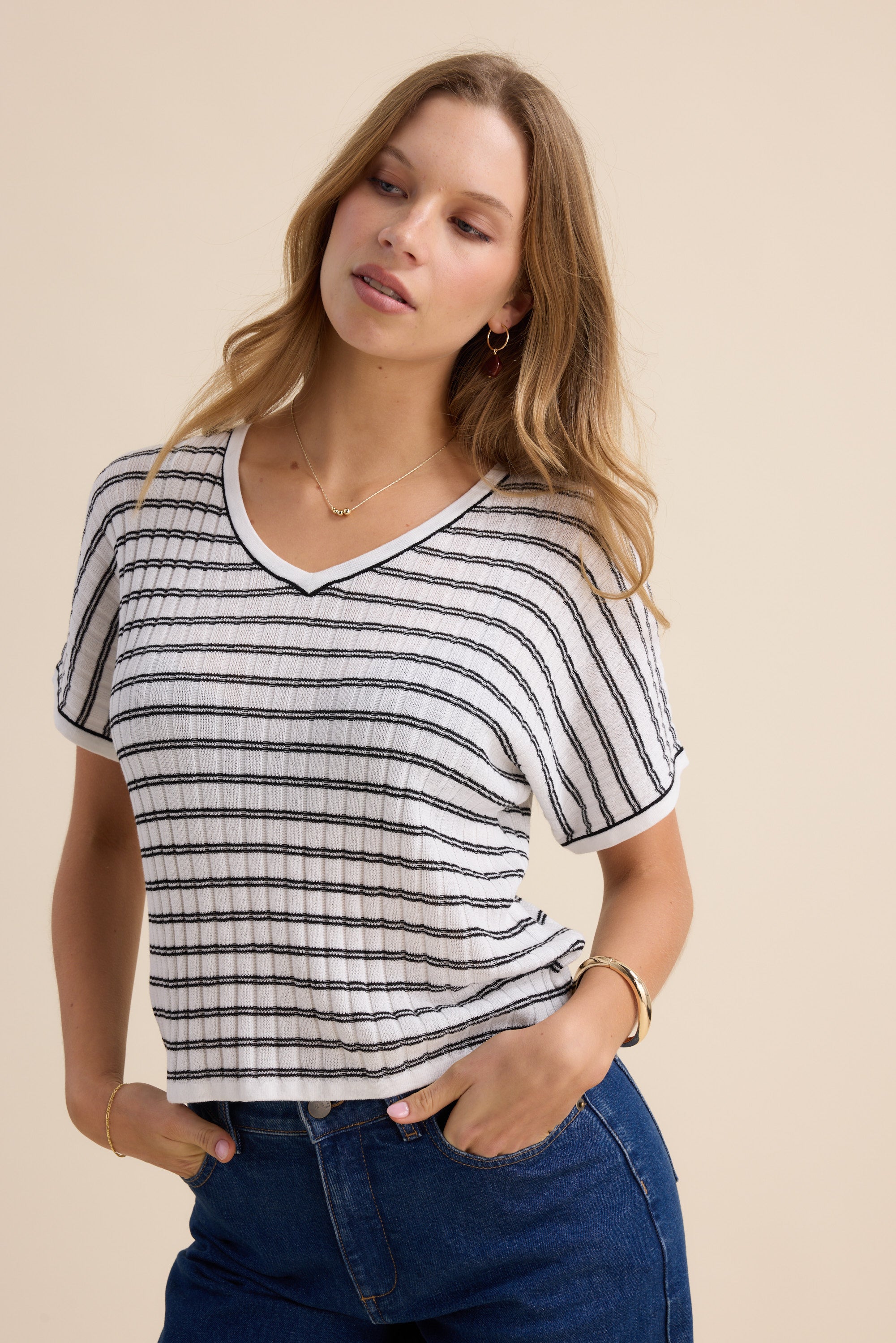 The V Neck Knitted Top